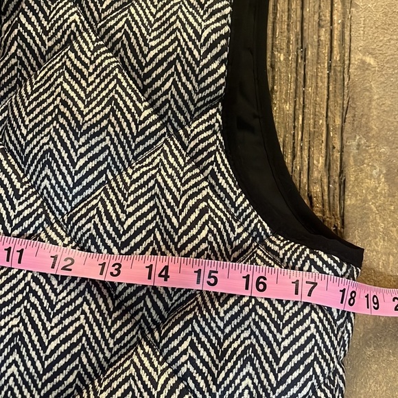 J.Crew Excursion Puffer Vest - Picture 6 of 7